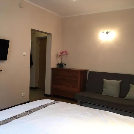 Travel Apartment *